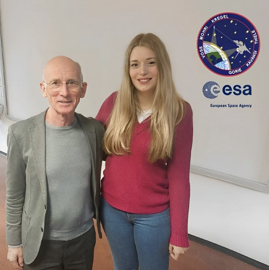 Carlota Keimer i l'astronauta europeu de l'ESA (Gerhard Thiele)